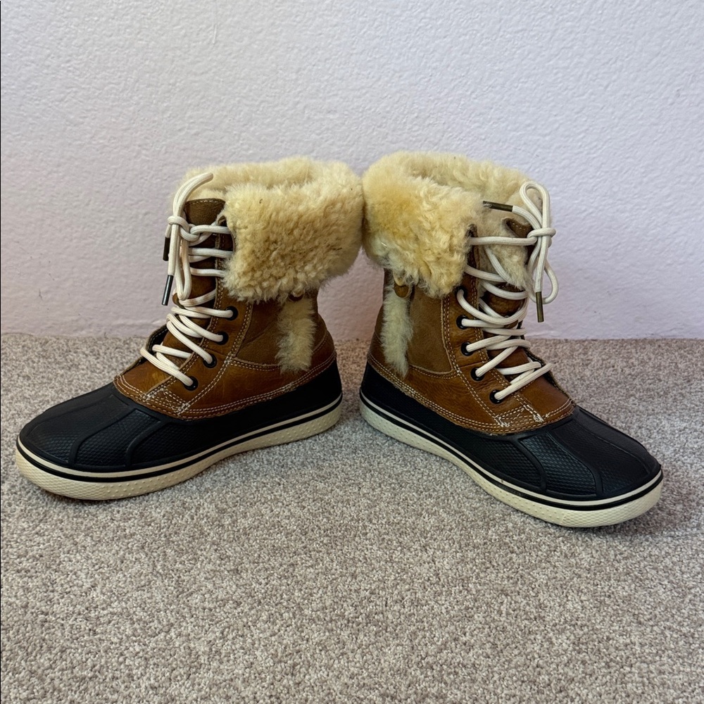 CROCS Brown and Black Fur-Lined 🥾 winter boots